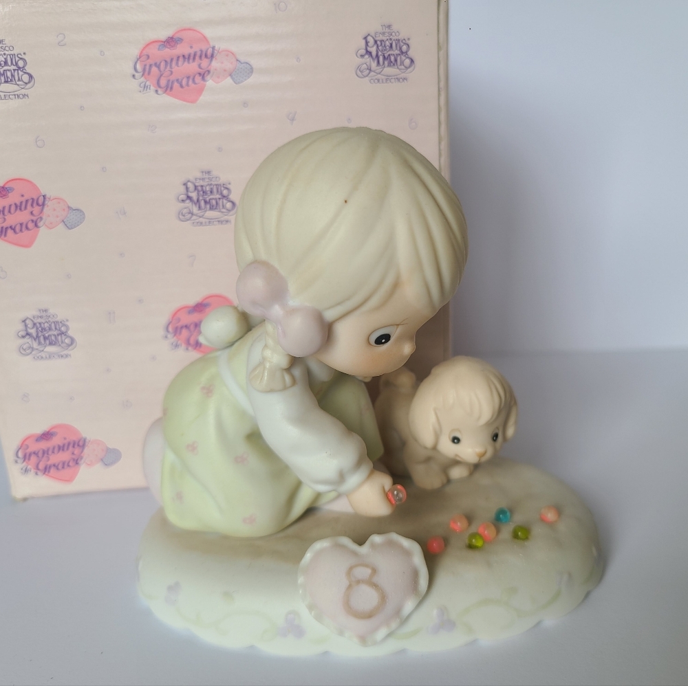 Vintage 1995 Precious Moments Growing In Grace 8 Years Old Collectible Figurine